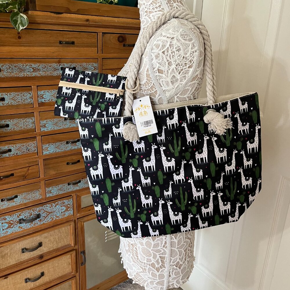 Llama / Cactus / Heart Tote & Zip Pouch/Wallet - Navy/ White/Green - NWT - Picture 2 of 10